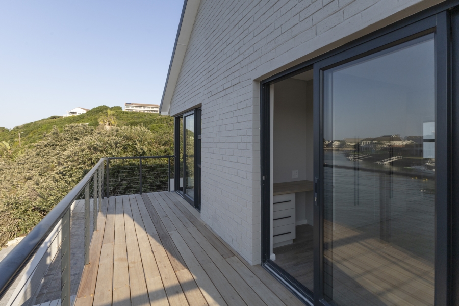 4 Bedroom Property for Sale in West Bank Eastern Cape